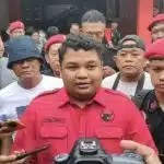 Ramai Posisi Ketua DPRD Surabaya, Achmad Hidayat : Lho Ketua DPRD nya Pak Adi Sutarwijono !!