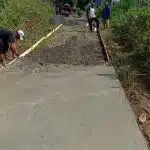 Manfaat Pembangunan Jalan Rabat di Pemdes Nglurup Tulungagung Menggunakan Dana Desa 2024