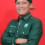 Munir Blangkon Ijo Yang Santri, Pengusaha sekaligus Politisi Muda