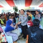 As-SDM Kapolri dan Rombongan Hibur Anak-anak Korban Banjir Demak di Posko Trauma Healing