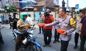4 Jenderal Polri Kompak Bareng Polwan dan Wartawan Sebar Kebaikan di Bulan Ramadan