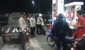 Polres Tulungagung Intensif Melakukan Patroli di SPBU Jelang Mudik Lebaran Pastikan Ketersediaan BBM