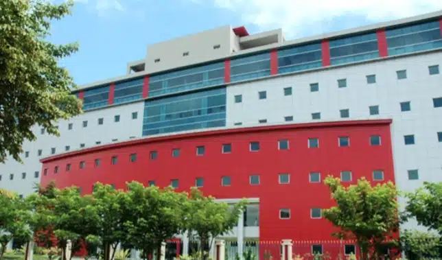 Pasca Gempa Layanan Rumah Sakit Universitas Airlangga Surabaya Tetap Lancar