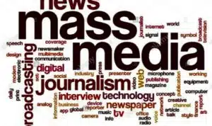 Peran Penting Media Massa dalam Masyarakat Demokrasi Indonesia