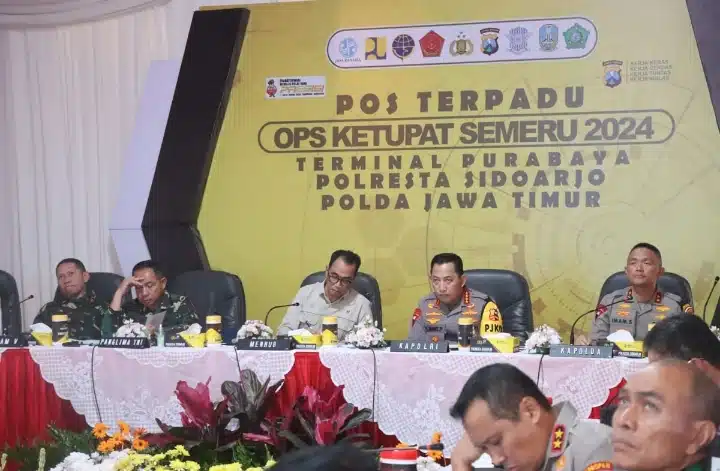 Kapolri bersama Panglima TNI dan Menhub Tinjau Kesiapan Layanan Mudik di Terminal Purabaya