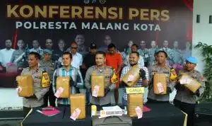 Polresta Malang Kota Berhasil Amankan Kurir Bawa 42 Kg Ganja Nyamar Pemudik