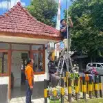 Operasi Ketupat Semeru 2024 Polres Lumajang Pasang Puluhan CCTV di Perlintasan Kereta Api