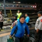 Sinergitas TNI Polri, Patroli di Stasiun Ngawi Antisipasi Arus Balik Mudik Tahap Dua