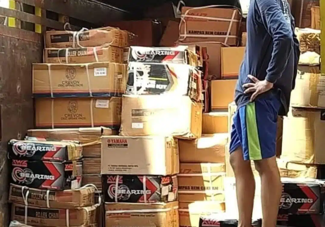 Diduga Kuat Ada Oknum Pengusaha Pengedar Oli Palsu di Lampung