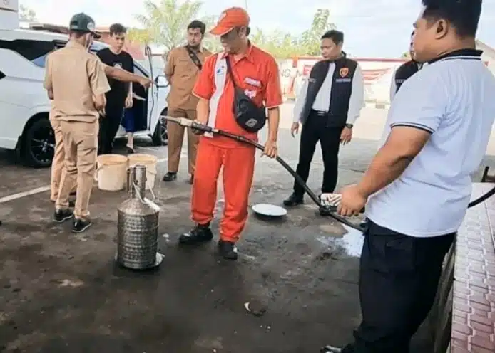 Menyambut Musim Mudik Idul Fitri Persiapan Polres Magetan melakukan Pengecekan di SPBU