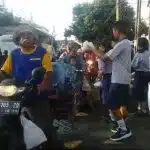 Jalin Kebersamaan, OSIS SMP Kristen Elia Surabaya berbagi Takjil
