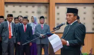 Rektor Lantik Pejabat Baru, Perkuat Transformasi dan Reputasi UNESA PTN-BH