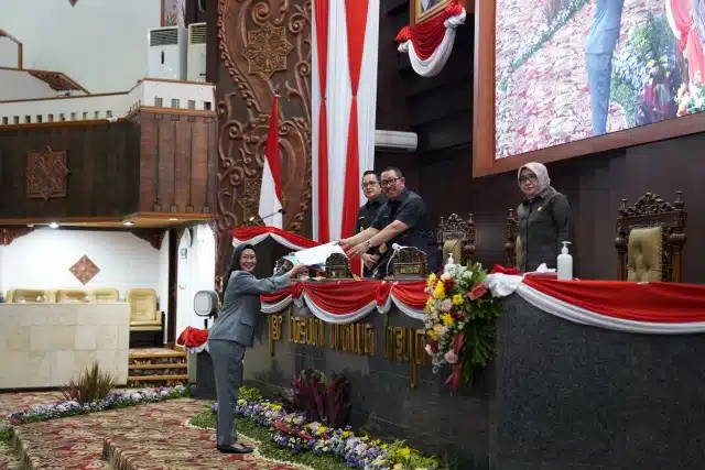 DPRD Jatim Usulkan Raperda KTR, Tidak Melarang Merokok, Hanya Mengatur Tempatnya