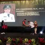 Wali Kota Eri Cahyadi terima Penghargaan sebagai Kepala Daerah Peduli Stunting