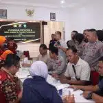 Polres Ponorogo Gelar Vaksinasi Hepatitis B dan Deteksi Dini Narkoba Bagi Anggota