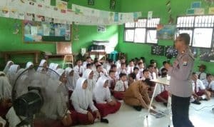 Peringati Hardiknas Polresta Sidoarjo Edukasi Pelajar di Sekolah