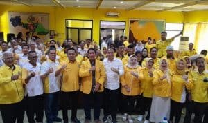 Pakde Karwo bakal Gigit Jari, Golkar Surabaya hanya Sebut Eri yang Serius