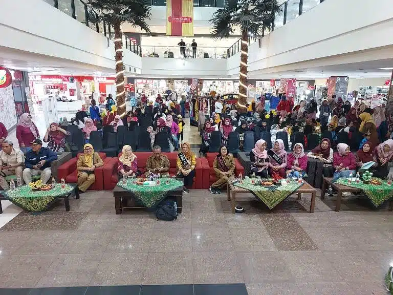 Tumbuh kembangkan Seniman Muda, Kecamatan Simokerto gelar Talenta Seni Kreativitas PAUD, TK dan SD se Surabaya