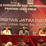 Peningkatan Literasi Digital: Sinergitas Masyarakat dan Mahasiswa Surabaya serta Bangkalan pada Empat Pilar Digital