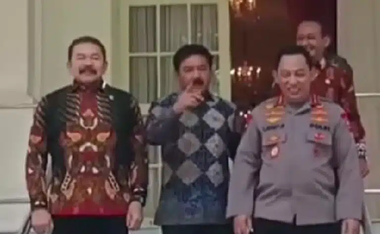 Menko Polhukam: Jaksa Agung dan Kapolri Sudah Bergandengan Tangan