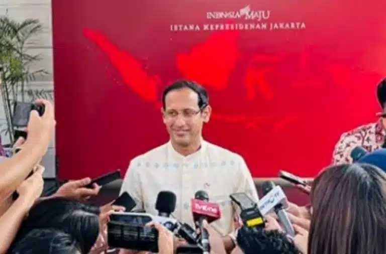 Kenaikan UKT Dibatalkan: Nadiem Makarim Pastikan Evaluasi Lebih Lanjut