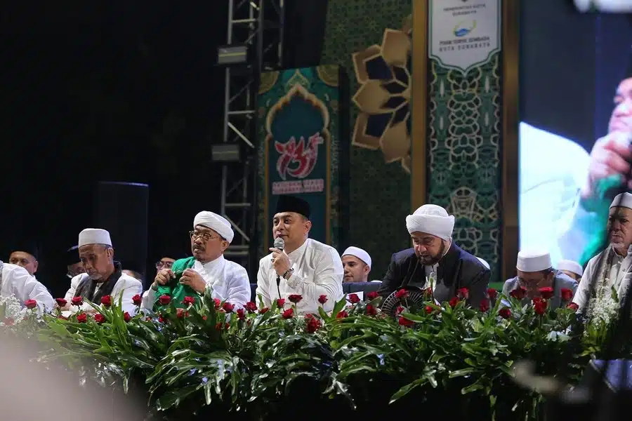 Meriahkan HJKS ke-731, Pemkot Surabaya Gelar Salawat Bersama Habib Syech