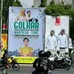 Pasang Baliho, Golkar Surabaya Komitmen Menangkan Khofifah-Emil di Pilgub Jatim