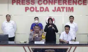 Polda Jatim Amankan Tersangka Penipuan dan Penggelapan Proyek Apartemen di Surabaya