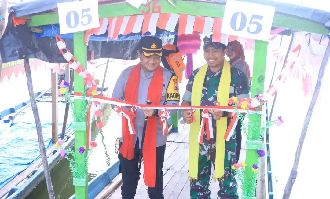 Dukung Industri Pariwisata Polres Ngawi Gelar Lomba Hias Perahu di Waduk Sangiran di Hari Bhayangkara ke – 78