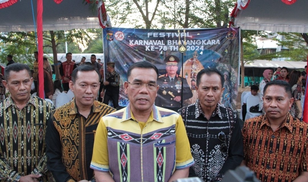 Buka Fashion Carnaval Pagelaran Budaya, Kapolda NTT : Ini Wujud Apresiasi terhadap Kekayaan Budaya NTT