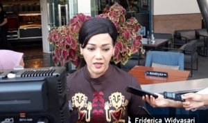 Mengapa Masyarakat Berpendidikan Tinggi Juga Rentan Terhadap Penipuan Keuangan Ilegal