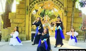 Solo Safari Sukses Gelar Parade Spektakuler Parade Unta dan Tarian Oleh Penari Cantik Berbakat