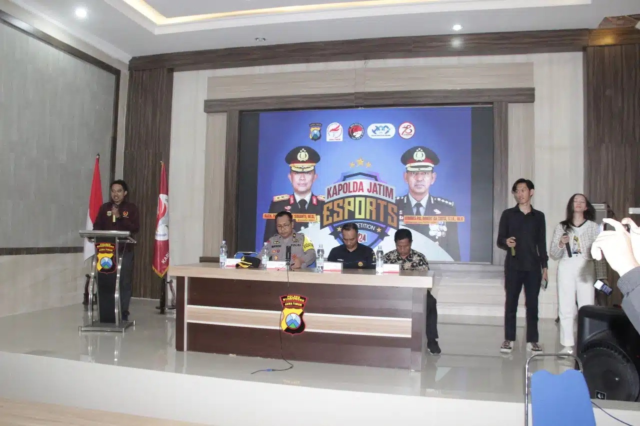 Antusiasme Tinggi, Kapolres Bondowoso Pantau Kesiapan E-Sports Tournament Kapolda Jatim Cup 2024