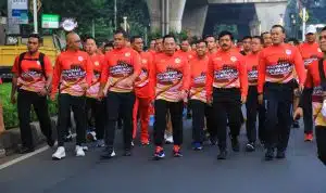 Bhayangkara Fun Walk 2024: Kapolri Serukan Persatuan dalam Gerak Jalan