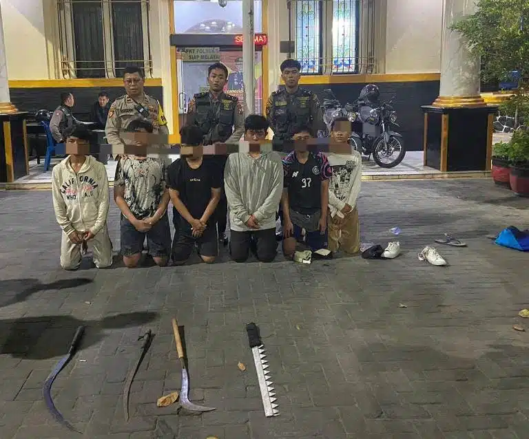 Patroli Presisi Samapta Polrestabes Surabaya Gagalkan Rencana Tawuran