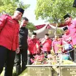 Peringati 27 Juli 1996, Kader PDIP Surabaya Ziarah Makam Ir. Sutjipto dan Tokoh PDI Promeg