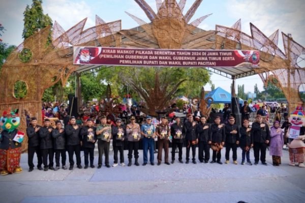 KPU Jatim Awali Kirab Maskot Pilkada 2024 di Kab. Pacitan