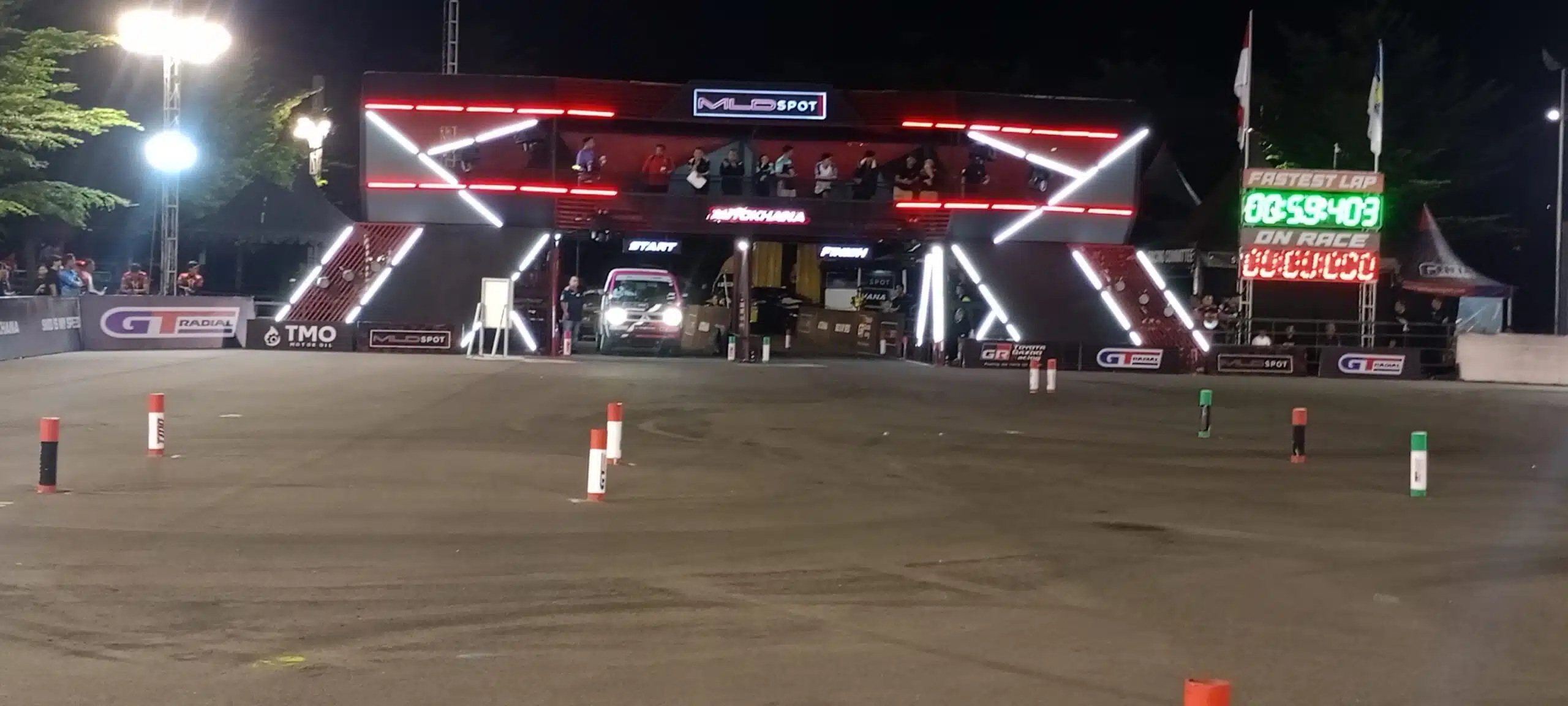 Putaran Kedua MLD Spot Autokhana KERJUNAS: Aksi Menegangkan di Ajang Slalom Terpopuler 2 IMG20240713203219 scaled