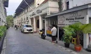 Belajar Sejarah dan Aksara Jawa, Warga Surabaya Dukung Keindahan Kota Lama
