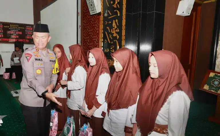 Tahun Baru Islam, Kapolda Jatim Ajak Personel Tingkatkan Kinerja dan Iman