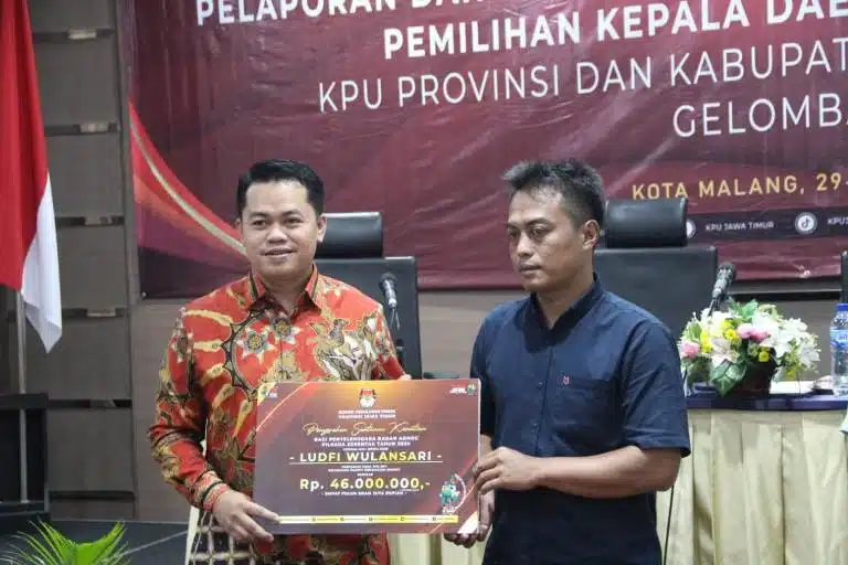 Dua Pantarlih Wafat, KPU Jatim Beri Santunan kepada Keluarga