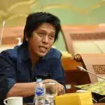 Adian Napitulu : Aksi Teror Pecah Kaca Mobil Jurnalis Tak Bisa Dianggap Kekerasan Biasa