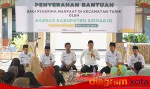Plt Bupati Subandi dan Baznas Salurkan Bantuan ke Warga