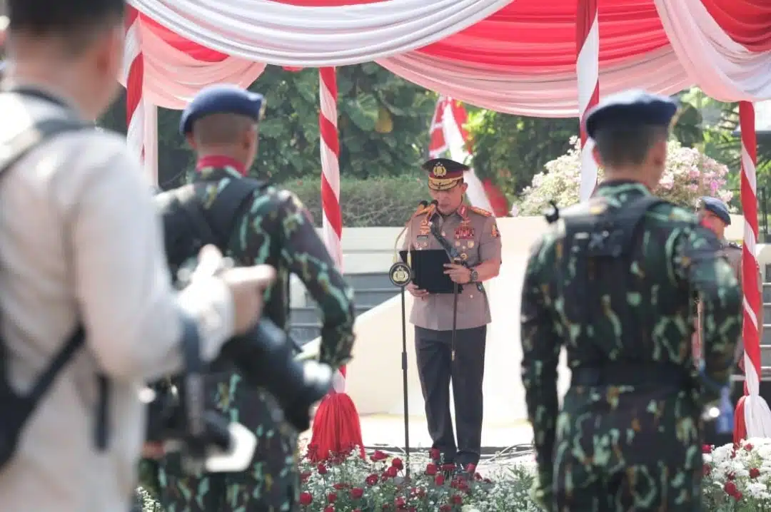 Kapolri Pimpin Upacara Hari Juang Polri di Surabaya