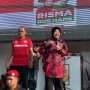 Senam SICITA, PDIP Surabaya Gaungkan Pilih Risma-Gus Hans dan Eri Cahyadi-Armuji