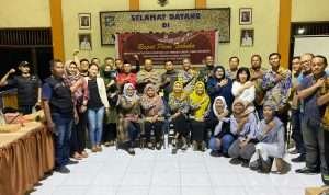 Panwascam Sukomanunggal Lakukan Monitoring Rapat Pleno Terbuka DPSHP