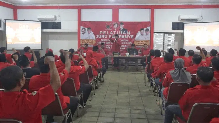 Gelar Pelatihan Jurkam, DPC PDIP Surabaya Targetkan Menang Mutlak Risma- Gus Hans dan Eri- Armuji