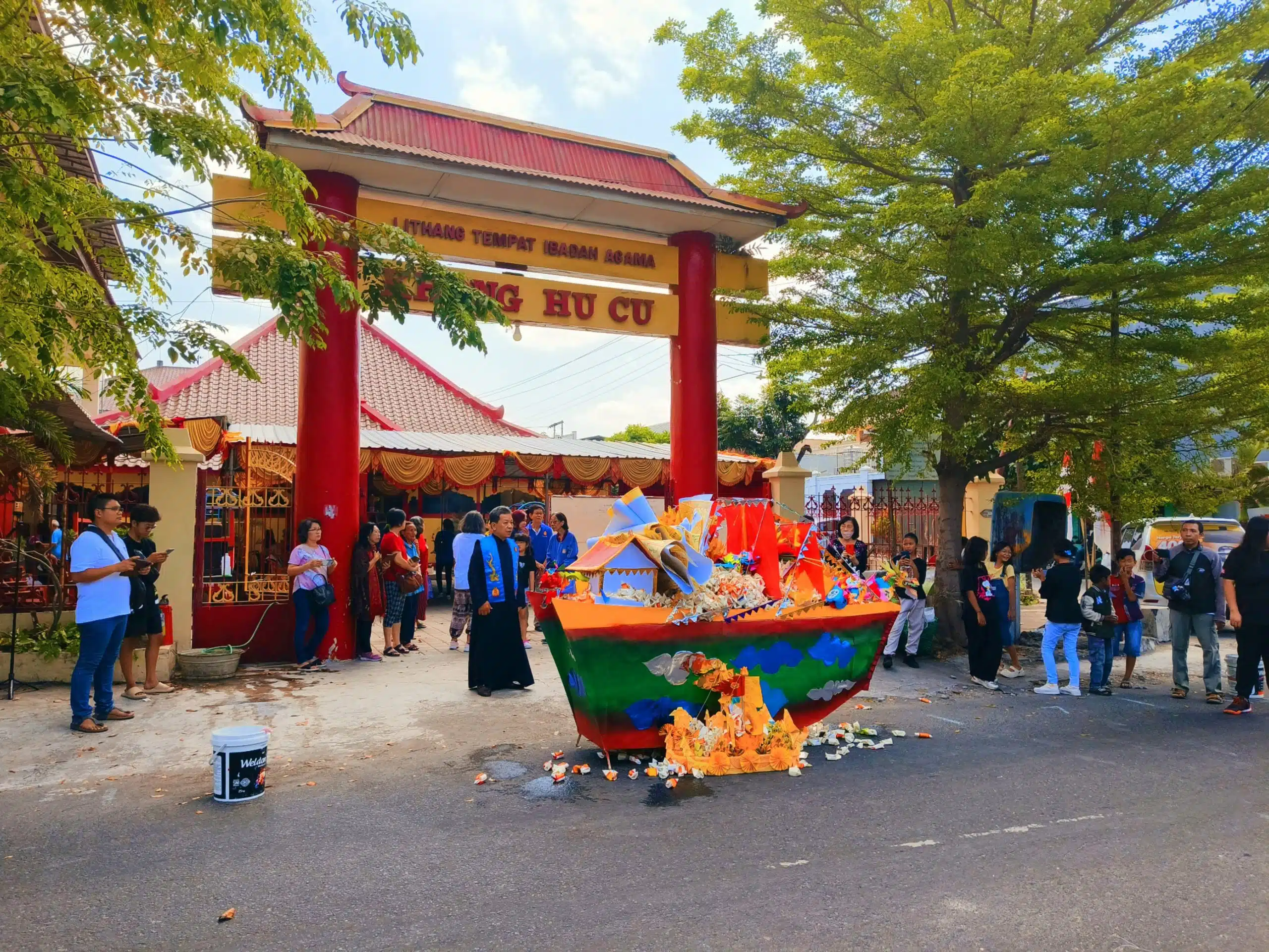 Sembahyang King Hoo Ping: Menghormati Arwah di Bulan 7 Imlek