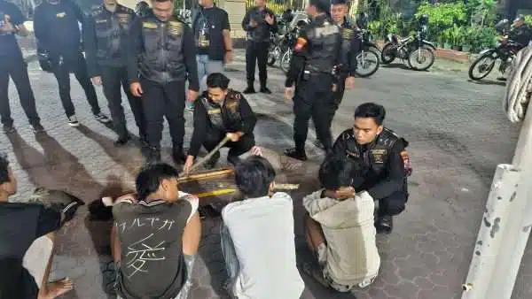 Polisi