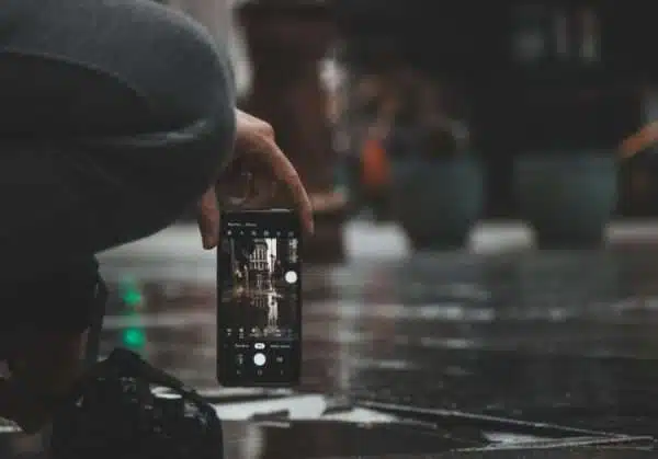 Tips Memilih Smartphone untuk Fotografi: Panduan untuk Para Pecinta Foto 6 Smartphone fotografi